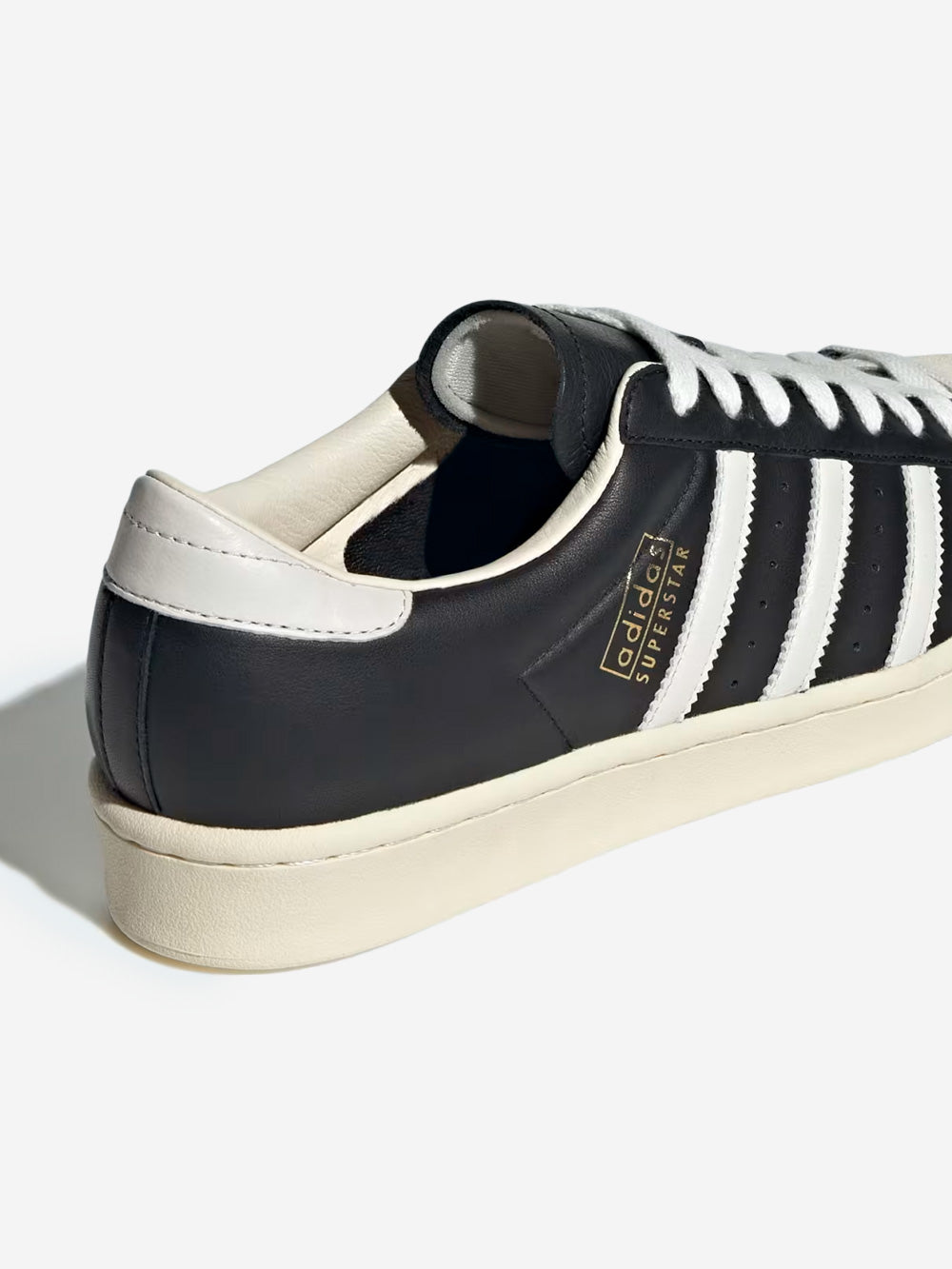 ADIDAS Black Superstar Vintage JQ3255 | Urbanstaroma ADIDAS Black Superstar Vintage JQ3255 | Urbanstaroma