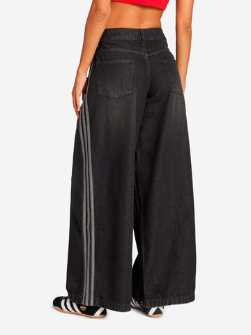 ADIDAS ORIGINALS Pantaloni in denim ampi con 3 strisce Nero