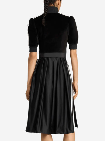 ADIDAS ORIGINALS Abito dirndl nero Oktoberfest con dettagli arricciati Nero