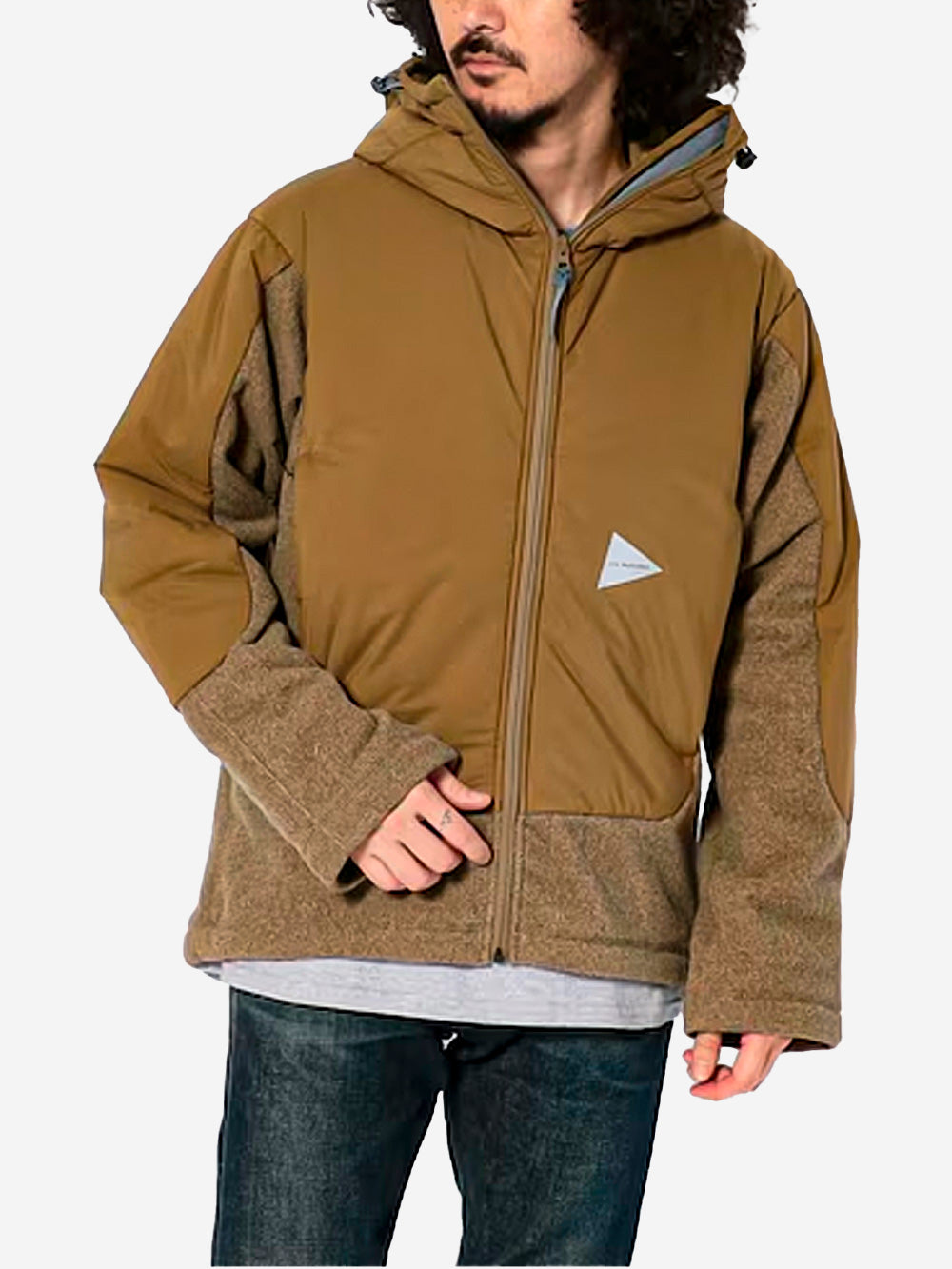 AND WANDER Giacca fleece con cappuccio e imbottitura Primaloft Beige Urbanstaroma