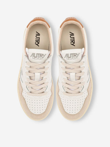 AUTRY Medalist Low in suede e pelle bianca e marrone Bianca beige