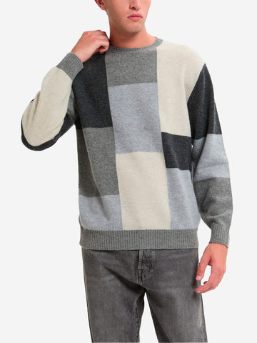 Intarsia trui met ronde hals en grijs patroon