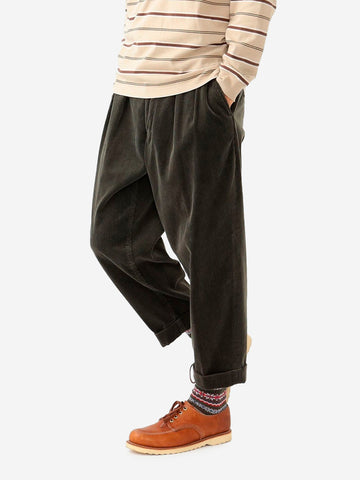 Green corduroy pants with 2 pleats