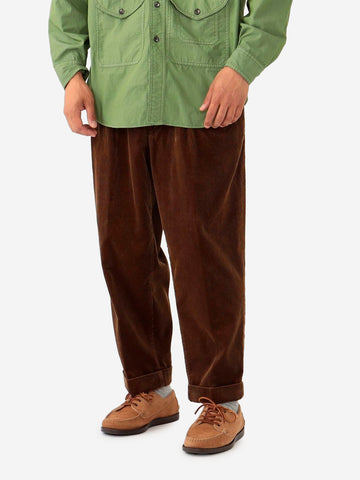 Braune Kordhose mit 2 Bundfalten