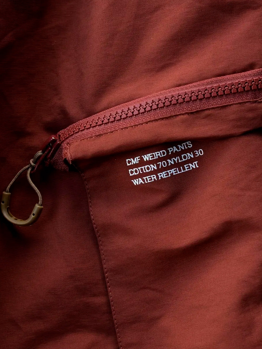 CMF OUTDOOR GARMENT Pantaloni cargo marroni 'Weird' in nylon Marrone arancio Urbanstaroma