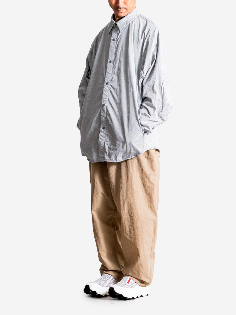 CMF OUTDOOR GARMENT Camicia in cotone seersucker 'Shooting' Grigio chiaro Urbanstaroma