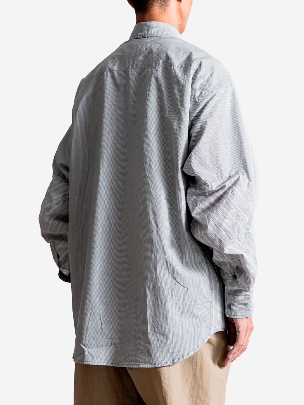CMF OUTDOOR GARMENT Camicia in cotone seersucker 'Shooting' Grigio chiaro Urbanstaroma