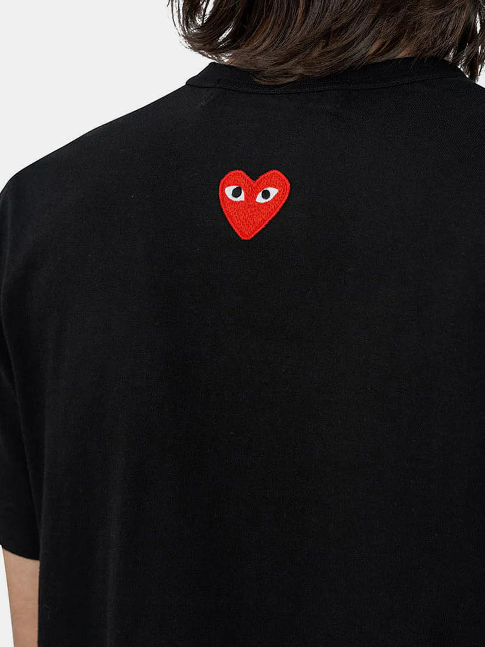 COMME DES GARCONS PLAY T-shirt nera con cuore reverse Nero Urbanstaroma
