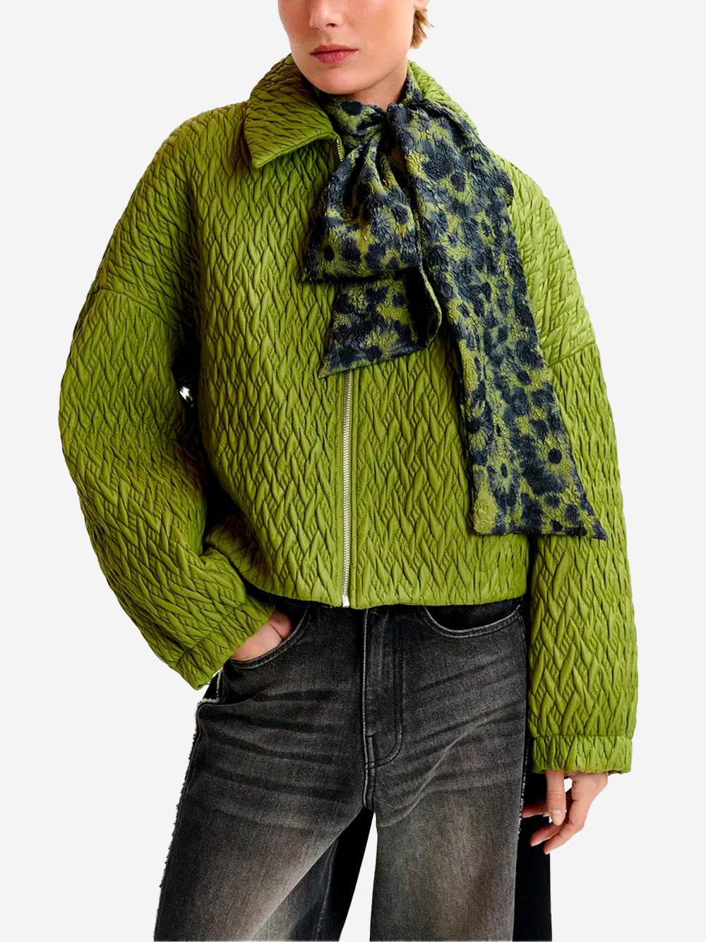 ESSENTIEL ANTWERP Bomber in pelle sintetica verde con trapuntatura intrecciata Verde Urbanstaroma