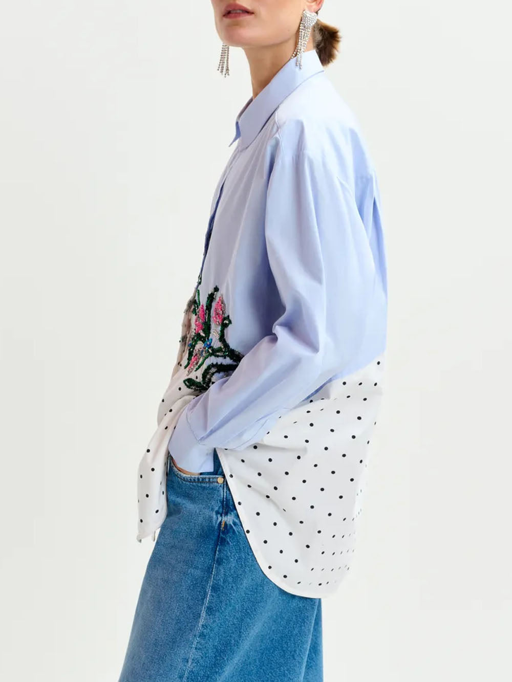 ESSENTIEL ANTWERP Camicia blu ricamata con pailettes floreali e stampa a pois Blue Urbanstaroma