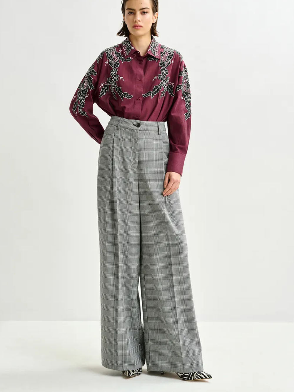 ESSENTIEL ANTWERP Pantaloni sartoriali a Gamba Larga a Quadri Grigi e Neri Bianco nero Urbanstaroma