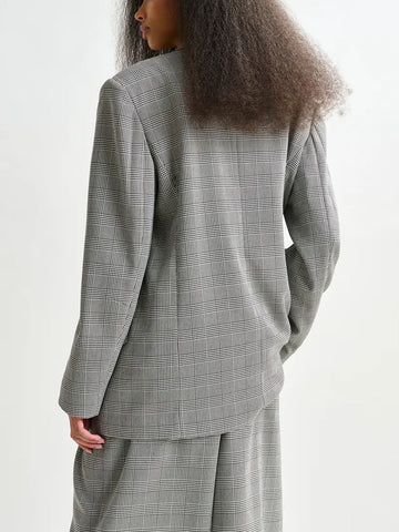 ESSENTIEL ANTWERP Blazer doppiopetto oversize nero e grigio 'Pursuit' Nero