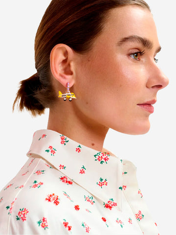 ESSENTIEL ANTWERP Orecchini a cerchio oro e viola con pendenti a forma di aereo e di cuore Multicolor