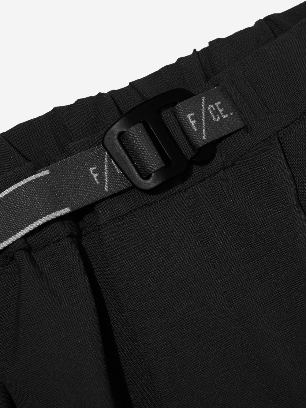 F/CE Pantaloni neri balloon fit con cintura integrata Nero Urbanstaroma