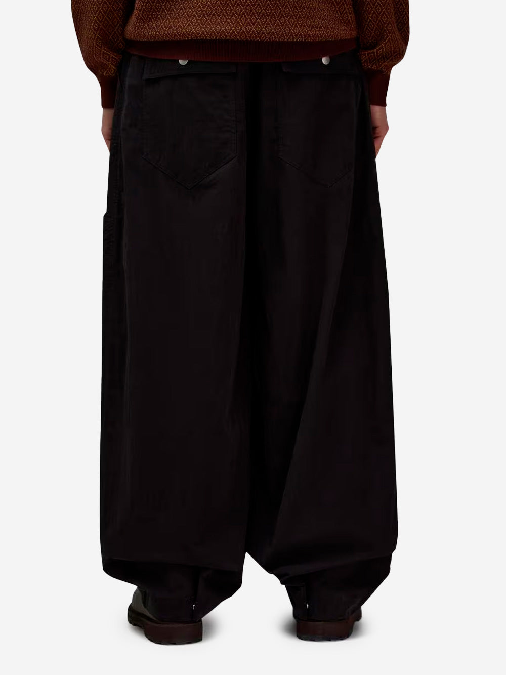 FRIZMWORKS Nero Urbanstaroma