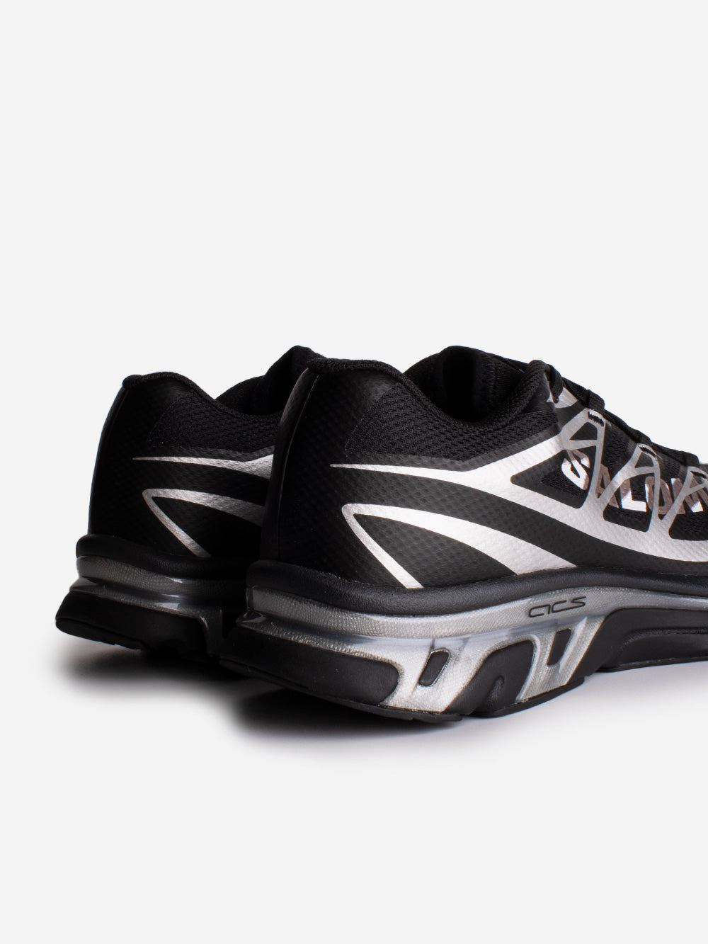 MM6 MAISON MARGIELA Salomon XT x MM6 nere e argento Nero argento Urbanstaroma