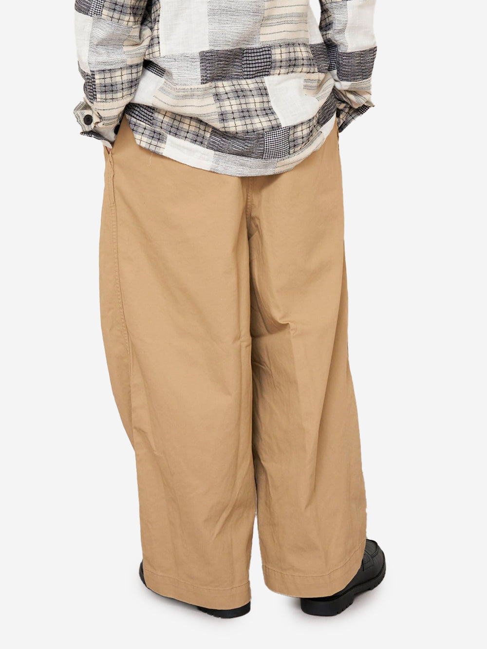 NEEDLES Beige Urbanstaroma