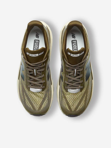 NEW BALANCE FuelCell Rebel v5 verdi Verde scuro