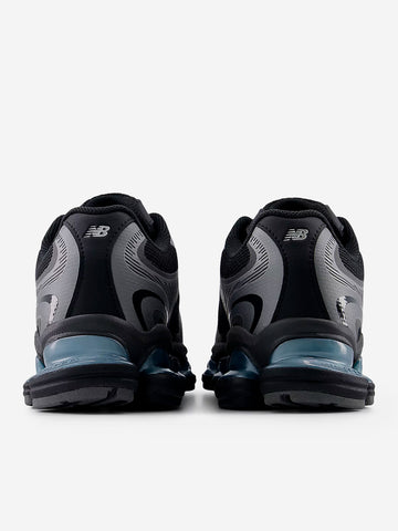 NEW BALANCE Abzorb 2000 nere Nero