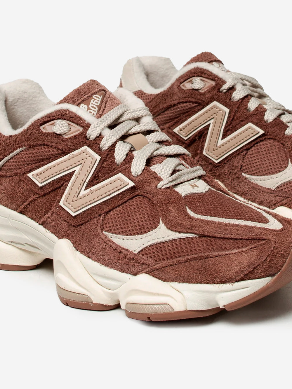 NEW BALANCE 9060 marroni Marrone Urbanstaroma