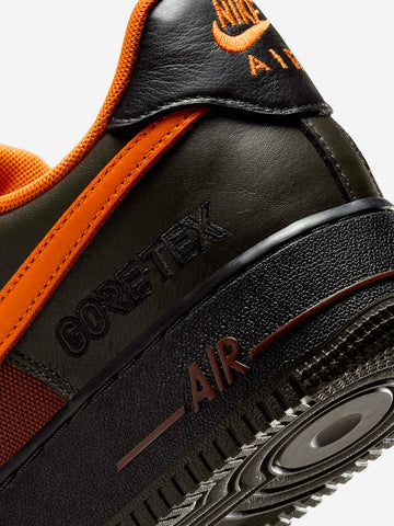NIKE Air Force 1 GORE-TEX marroni Marrone