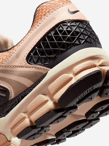NIKE W Zoom Vomero 5 'Sanddrift' Beige