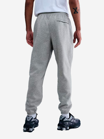 NIKE Pantaloni jogger in fleece spazzolato con bordi elastici Grigio