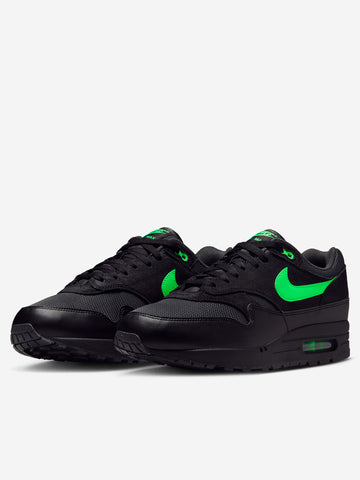 NIKE Air Max 1 Essential 'Black Green Strike' Nero