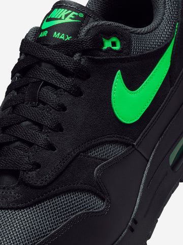 NIKE Air Max 1 Essential 'Black Green Strike' Nero