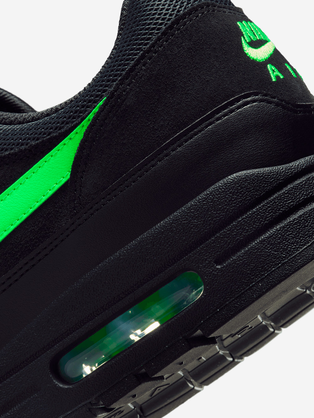 NIKE Air Max 1 Essential 'Black Green Strike' Nero Urbanstaroma