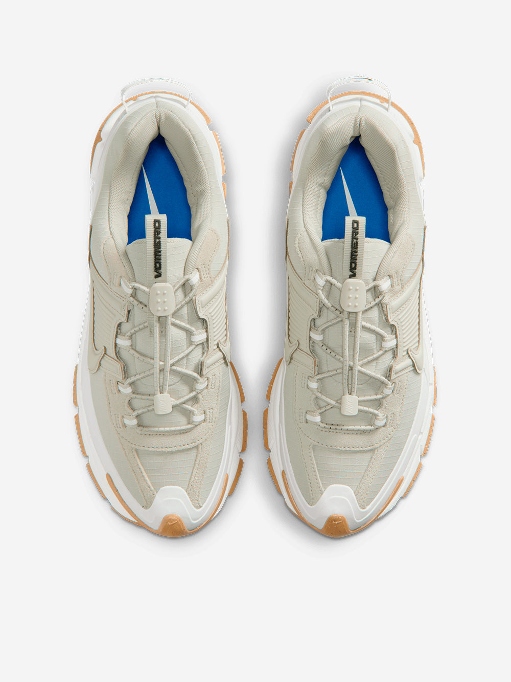 NIKE W Zoom Vomero Roam Winterized bianca e beige Bianca beige Urbanstaroma