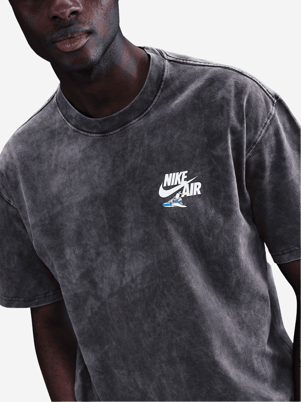 NIKE T-shirt nera con grafica Football Nero Urbanstaroma