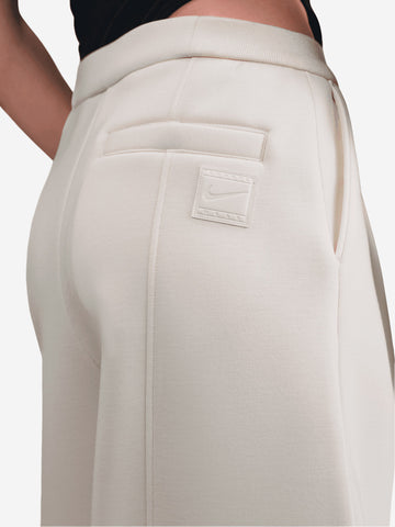 NIKE Pantaloni ampi bianchi misto modal Panna