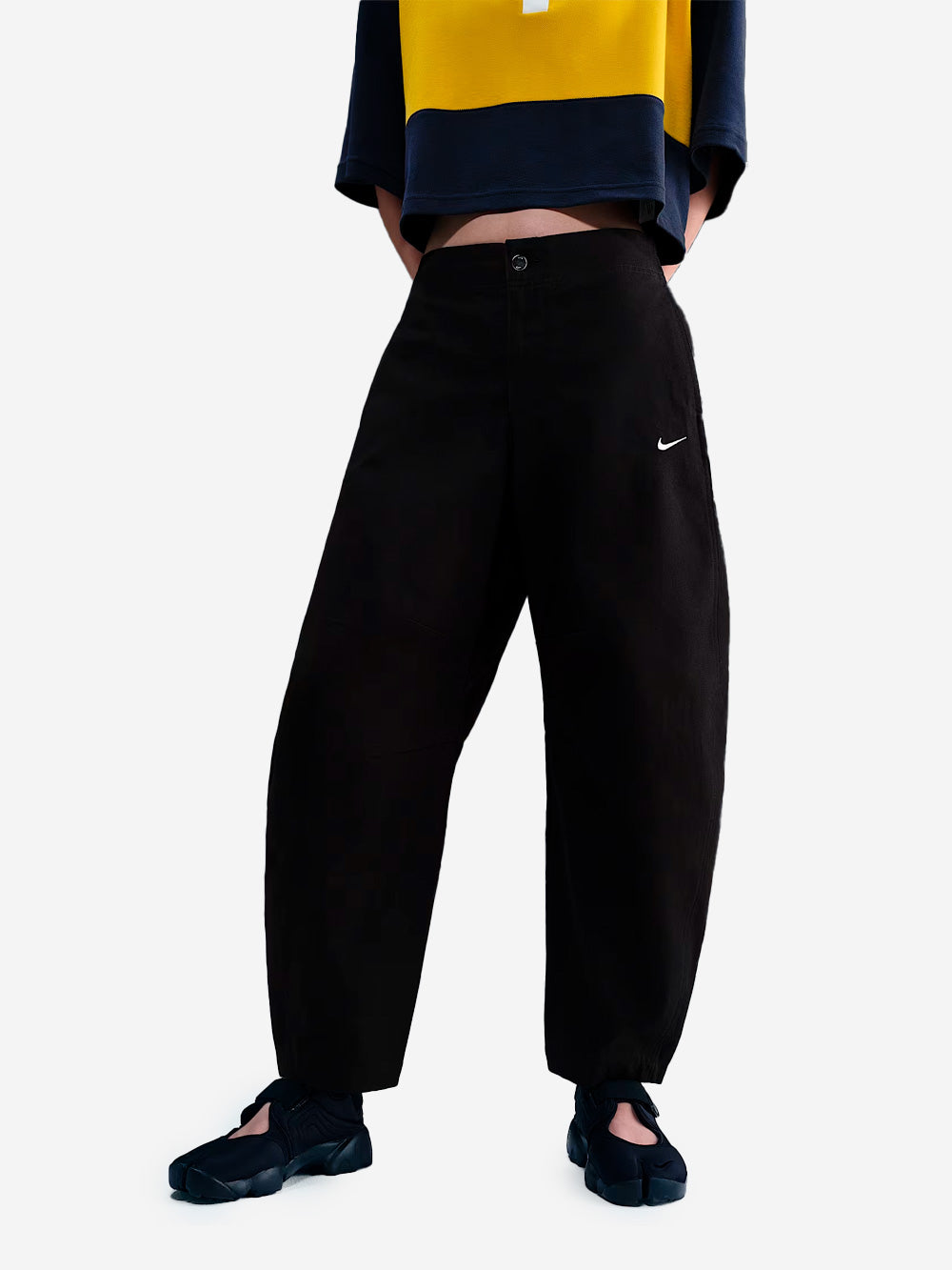 NIKE Pantaloni barrel neri Nero Urbanstaroma
