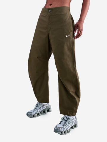 NIKE Pantaloni barrel verdi Verde scuro