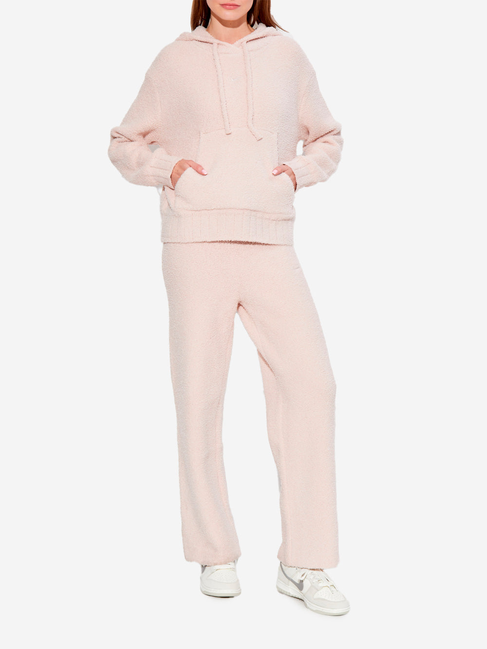 NIKE Rosa Urbanstaroma