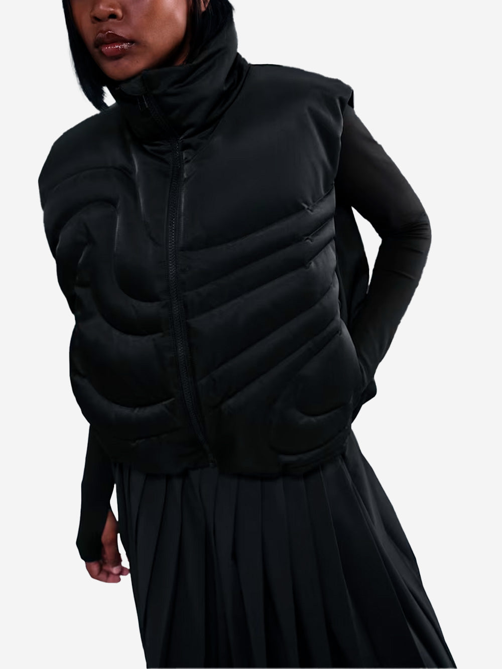 NIKE Smanicato oversize in piumino con Swoosh Nero Urbanstaroma