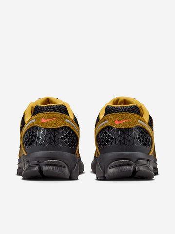 NIKE Zoom Vomero 5 Premium '0live Flak Picante Red' Oliva