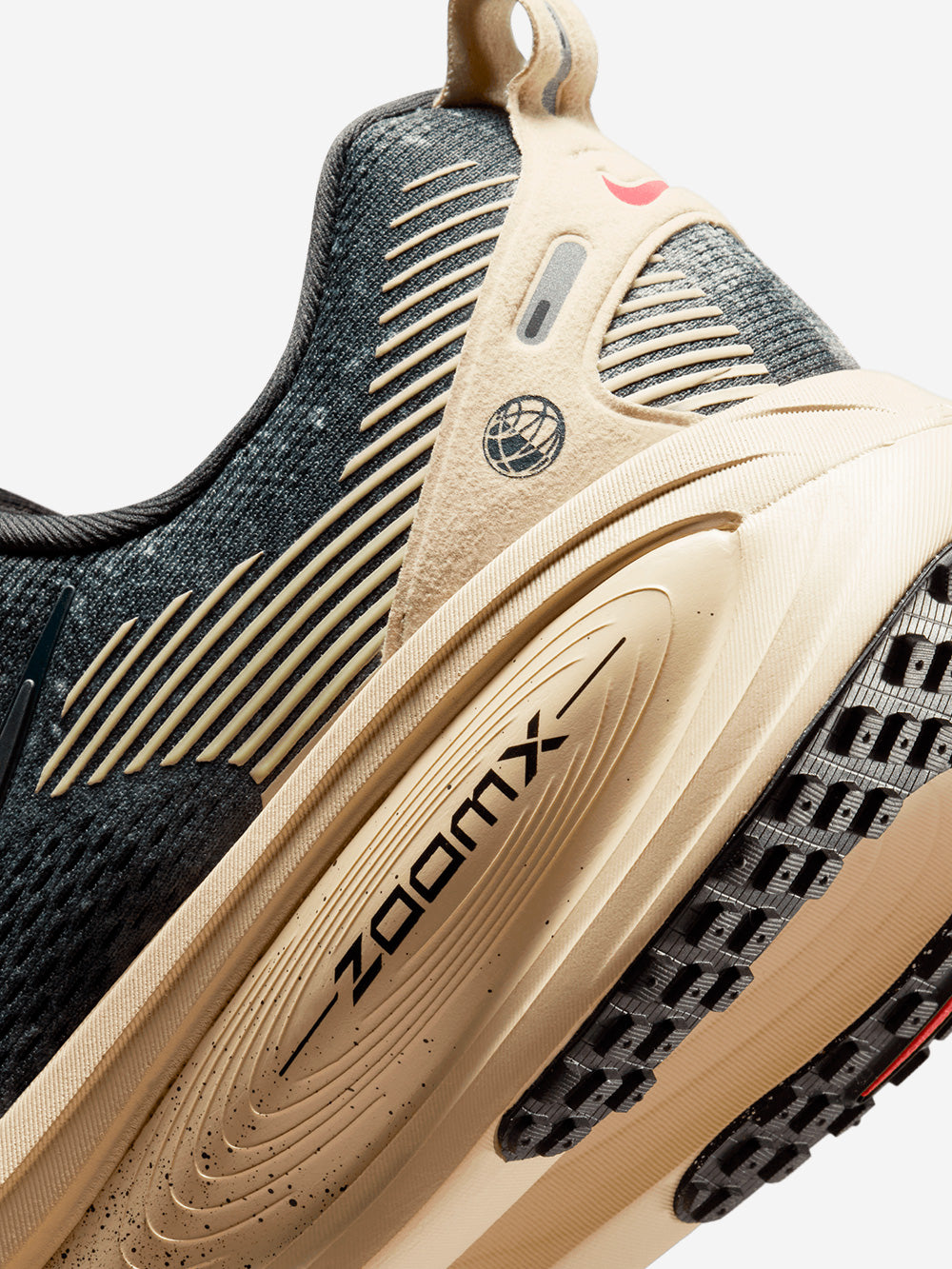 NIKE Sneaker running Vomero 18 'Oatmeal antracite' Multicolor Urbanstaroma