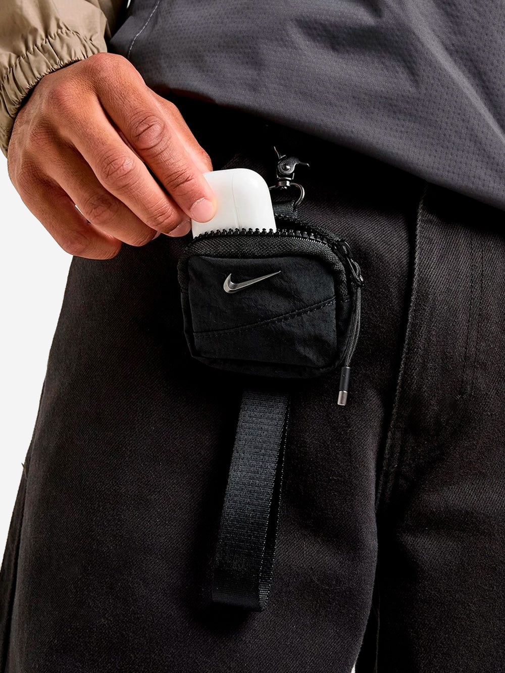 NIKE Custodia per auricolari Nero Urbanstaroma