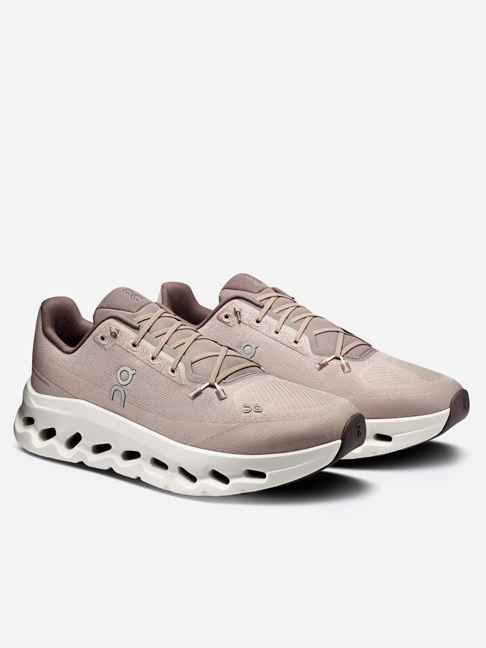 ON Cloudtilt fango Fango Urbanstaroma