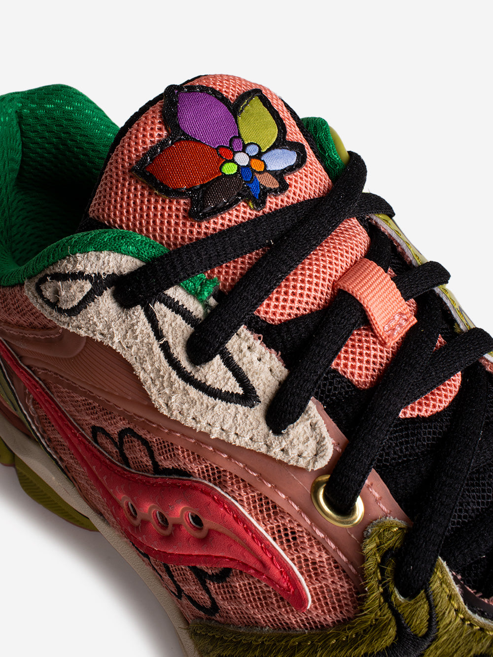 SAUCONY Progrid Triumph 4 'Flowers Grow Uptown' Pack Virginia Creeper Rosa Urbanstaroma