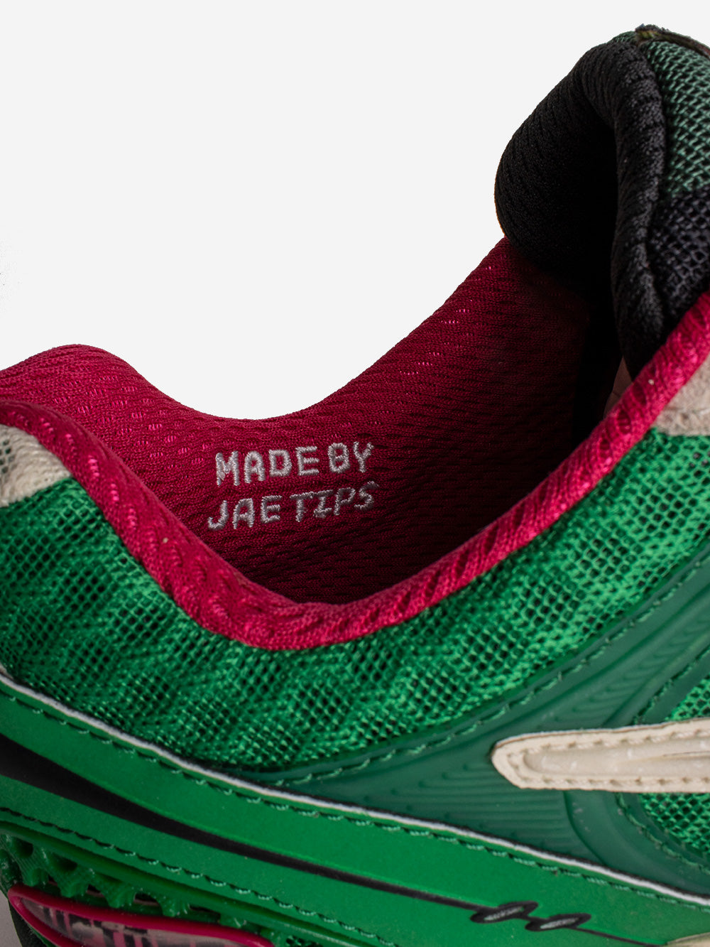 SAUCONY Progrid Triumph 4 Jae Tips 'Flower Grow Uptown' Pack Sugar Maple Verde Urbanstaroma