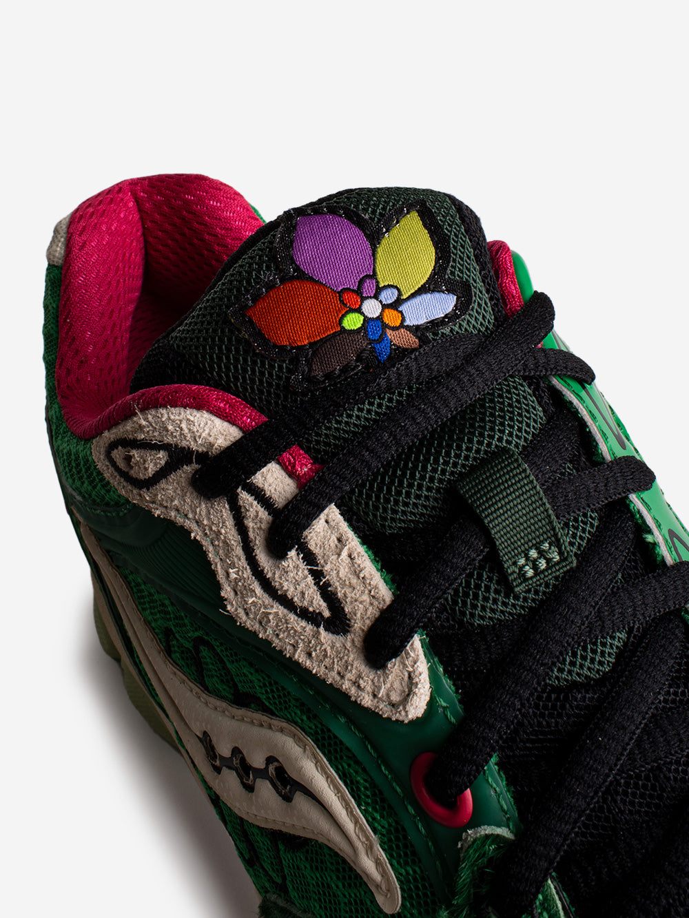 SAUCONY Progrid Triumph 4 Jae Tips 'Flower Grow Uptown' Pack Sugar Maple Verde Urbanstaroma