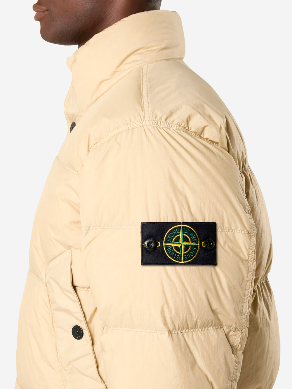 STONE ISLAND Giubbotto beige in nylon in piuma d'oca con badge Beige Urbanstaroma
