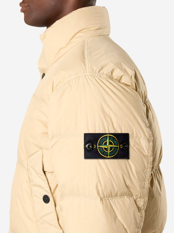 STONE ISLAND Giubbotto beige in nylon in piuma d'oca con badge Beige