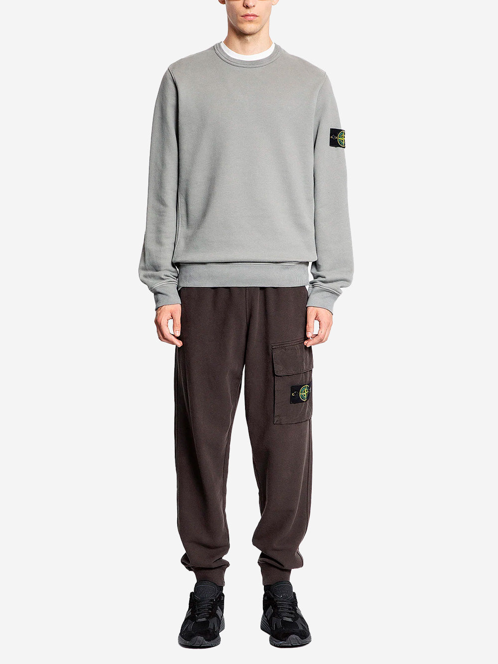STONE ISLAND Felpa girocollo grigio a costine con badge Grigio Urbanstaroma