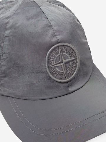 STONE ISLAND Cappellino in nylon iridescente con ricamo Compass Grigio