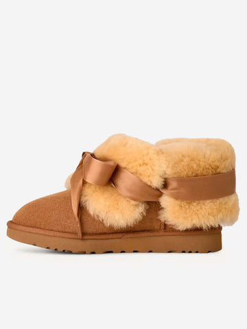 UGG W Stivali Classic Bailey Tie Castagna
