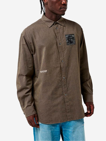 Camisa con parche y bordado 'We make noise'